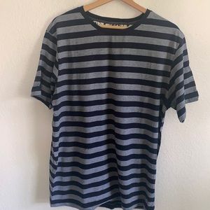 Men’s striped shirt